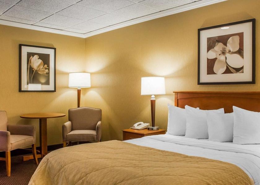 New York Oswego Room