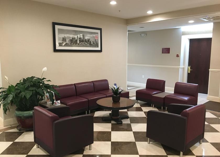 New York Massapequa Park Lobby