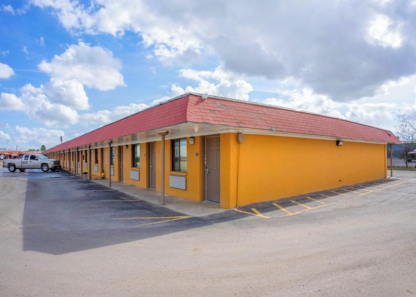 Texas Edinburg Exterior Detail