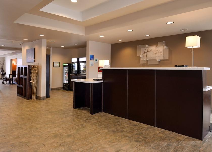 Arizona Williams Lobby