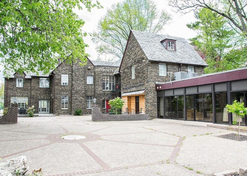 Pennsylvania Harrisburg Exterior Detail