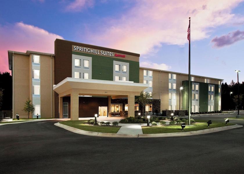 Alabama Mobile Exterior Detail