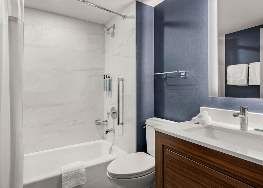 Quebec Laval Bathroom