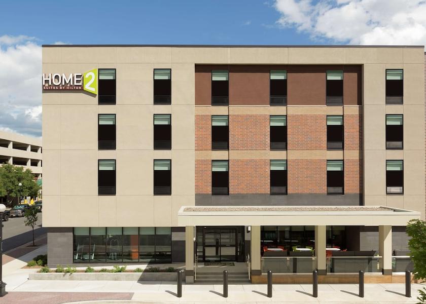 Wisconsin La Crosse Exterior Detail