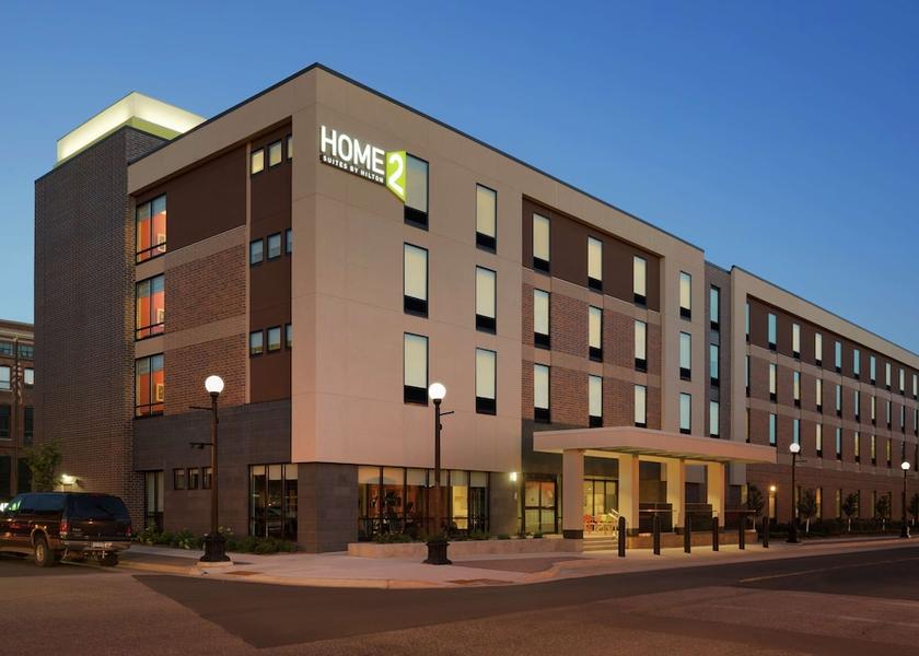 Wisconsin La Crosse Exterior Detail