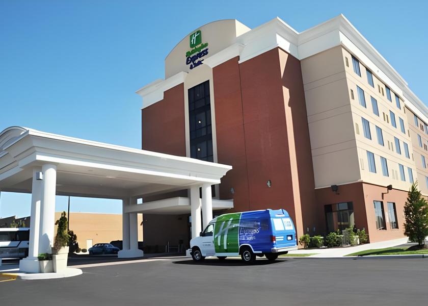 Virginia Norfolk exterior view