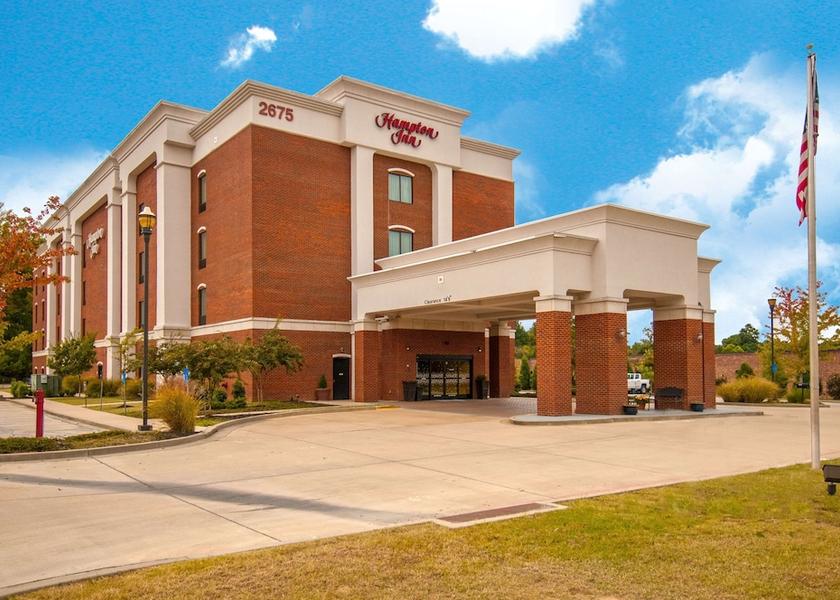 Mississippi Hernando Exterior Detail