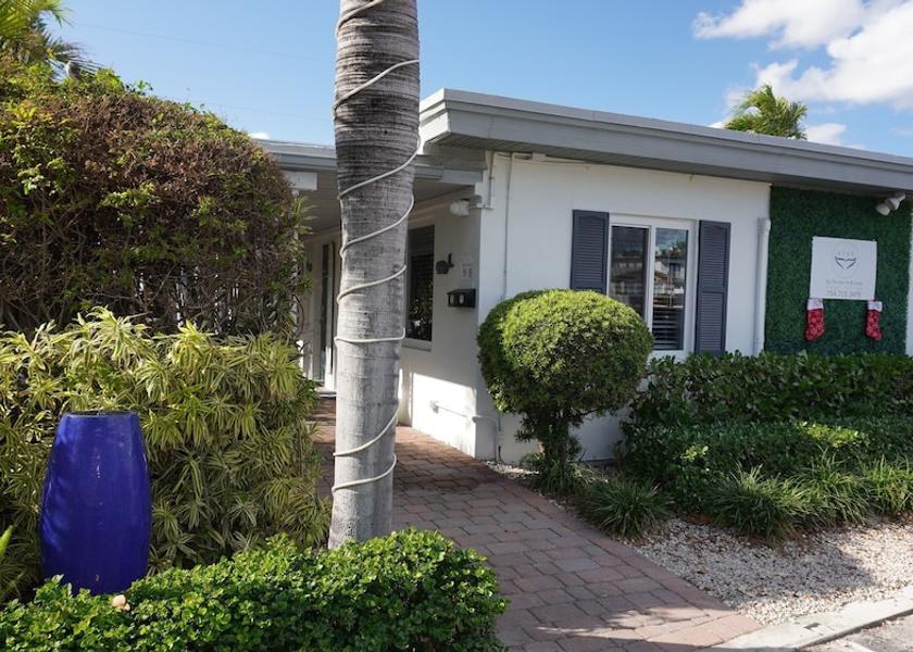 Florida Lauderdale-by-the-Sea Front of property