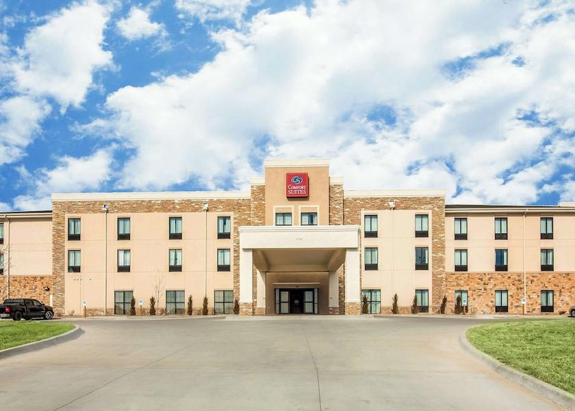 Kansas Dodge City Exterior Detail