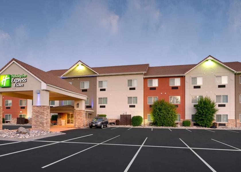 Utah Sandy exterior view