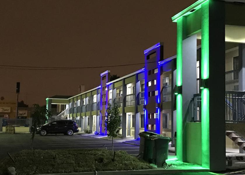 Texas McAllen Exterior Detail