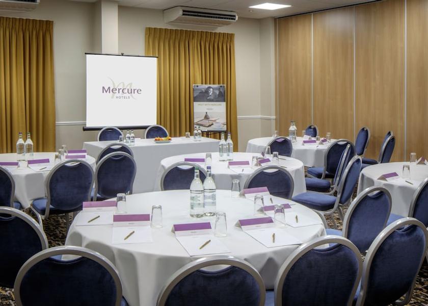 England Hatfield Amenity