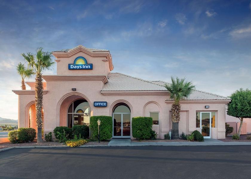 Nevada Bullhead City Exterior Detail