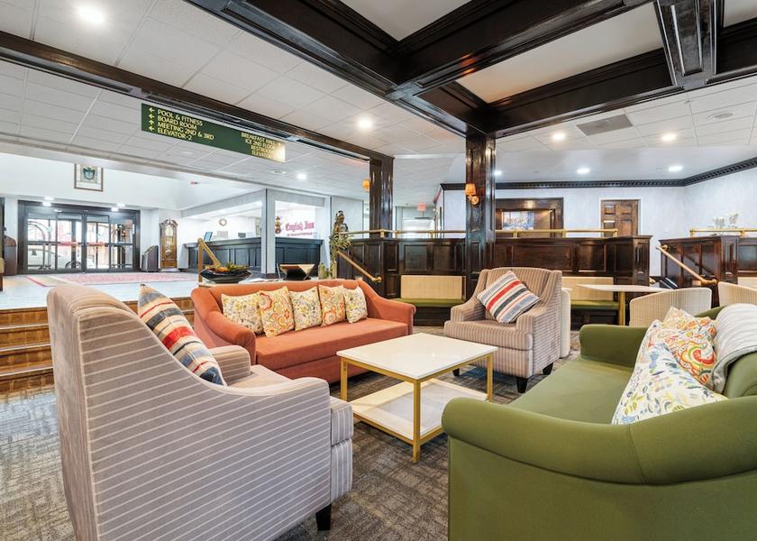 Virginia Charlottesville Lobby sitting area