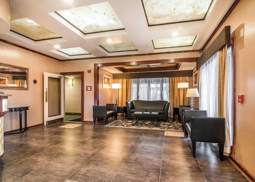 Vermont Rutland Lobby