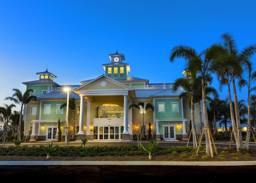 Florida Four Corners Facade