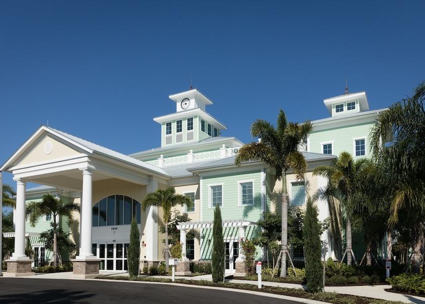 Florida Four Corners Facade