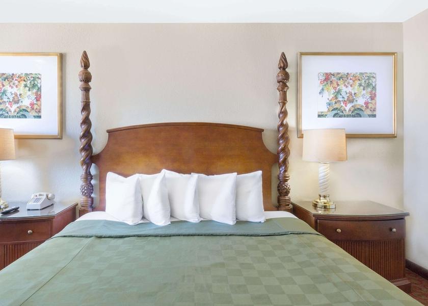 Arizona Kingman Room