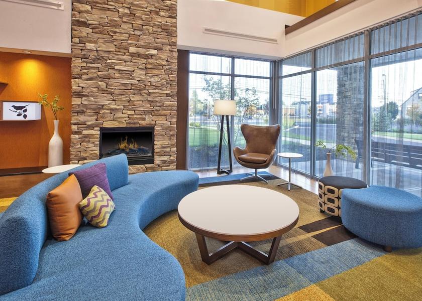 New York Plattsburgh Lobby