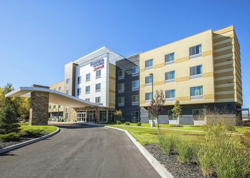 New York Plattsburgh Exterior Detail