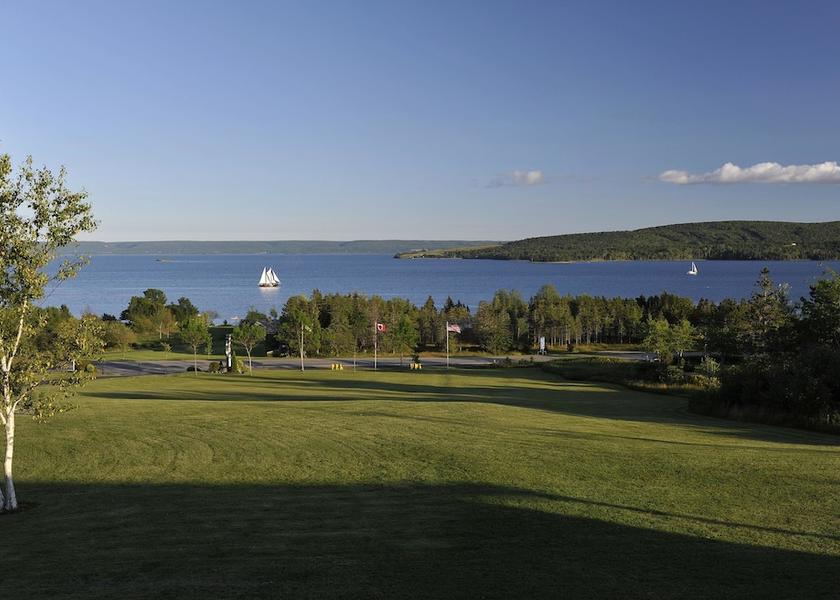 Nova Scotia Baddeck Lake