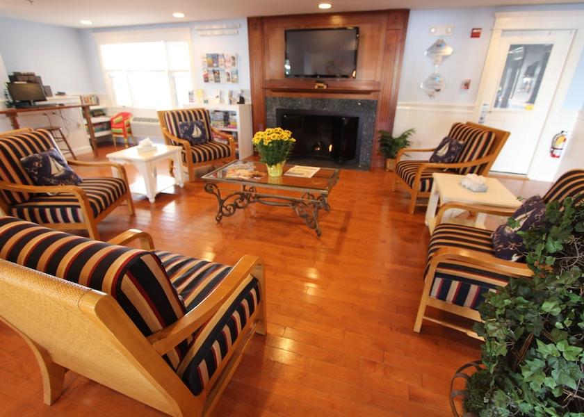 Massachusetts Dennis Port Lobby