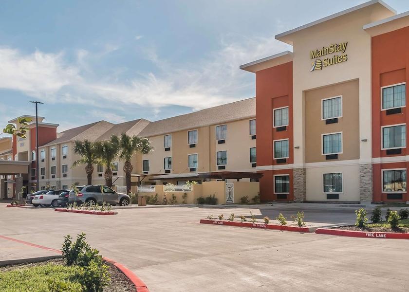 Texas Edinburg Exterior Detail