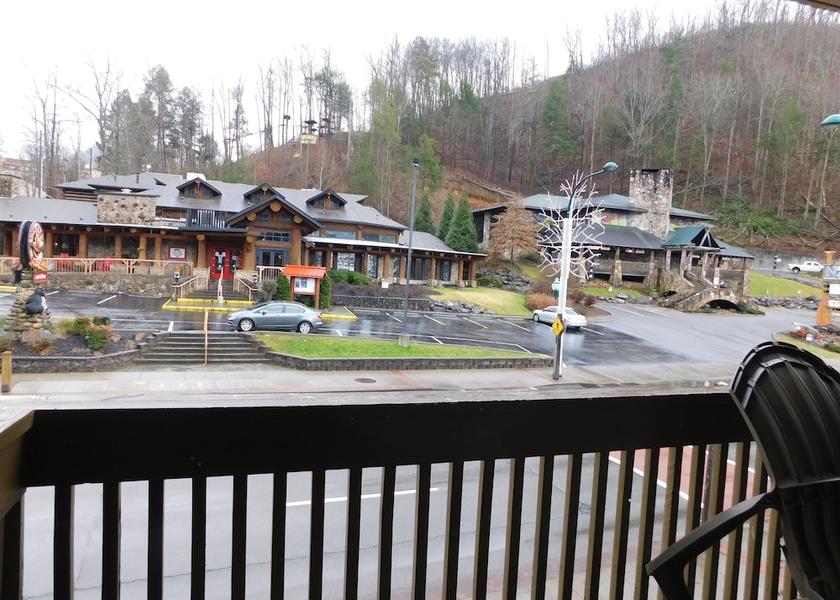 Tennessee Gatlinburg Room