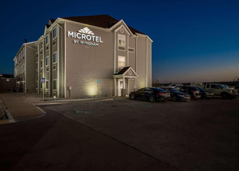 Texas Sweetwater exterior view