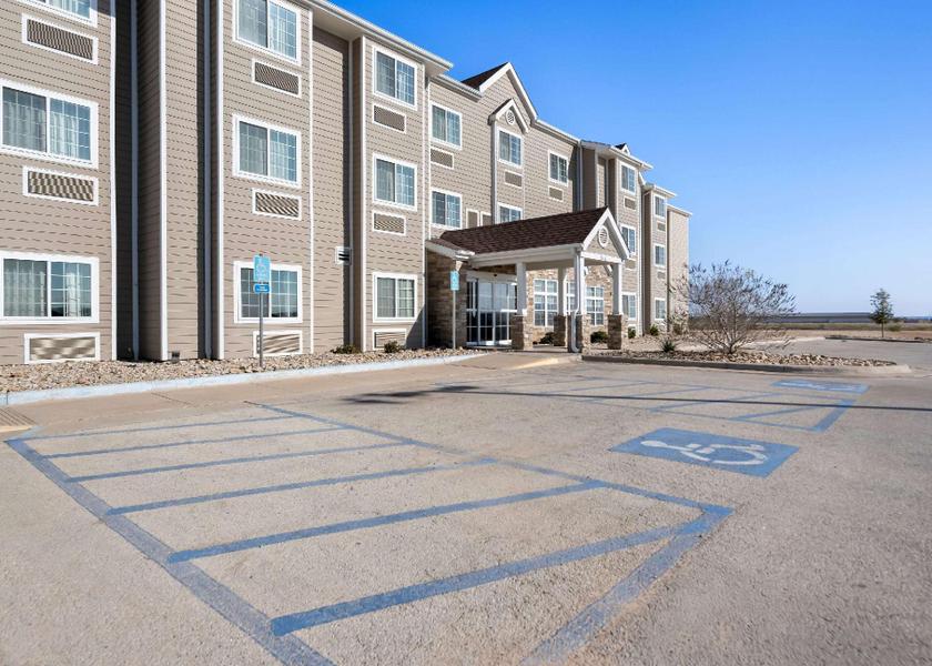 Texas Sweetwater exterior view