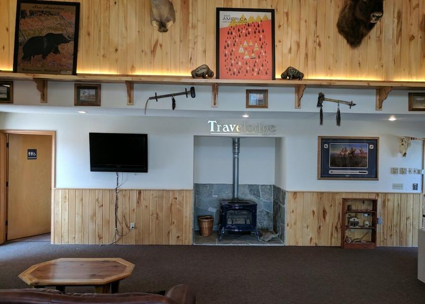 Montana Three Forks Lobby