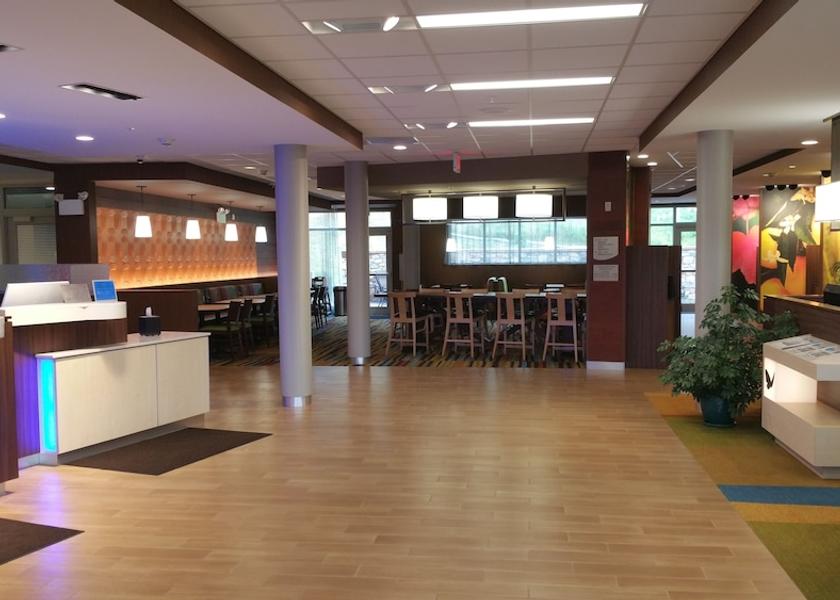Wisconsin Eau Claire Lobby