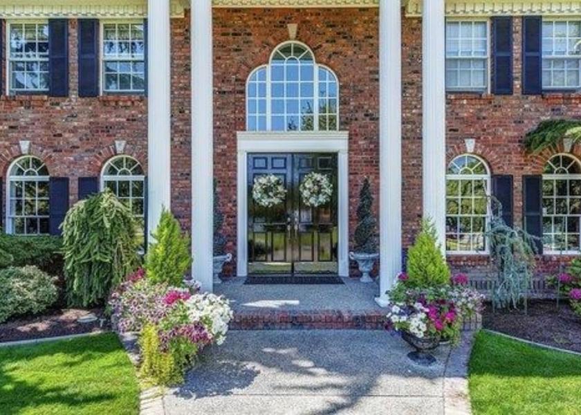 Washington Camano Island Entrance