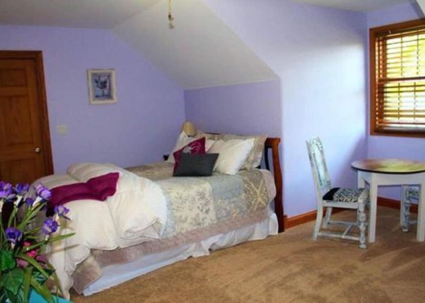 Michigan Bannister Room