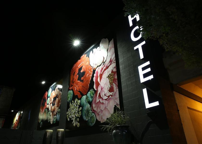 Washington Spokane Courtyard