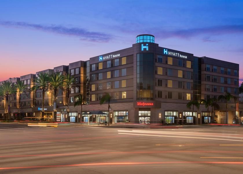 California Anaheim Exterior