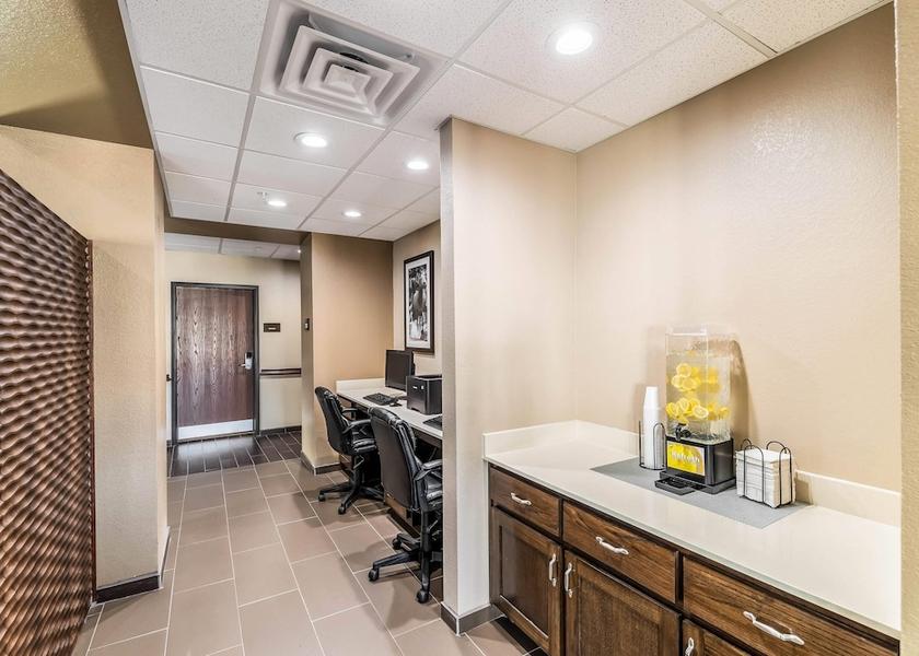Texas Grand Prairie Business center