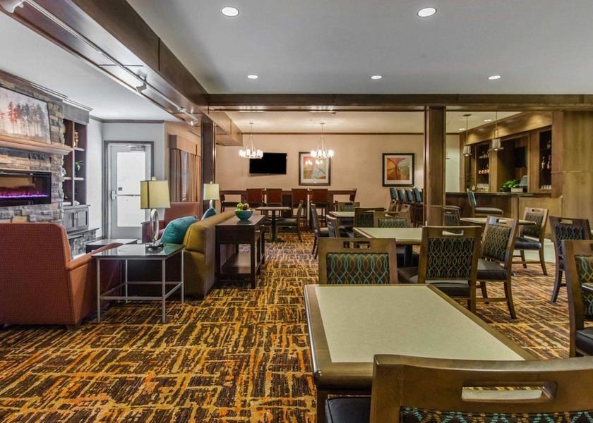 North Dakota Watford City Breakfast area