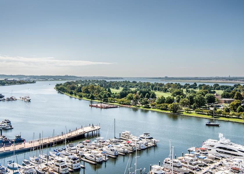 Virginia Washington Exterior Detail