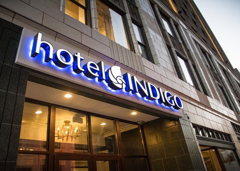 Missouri Kansas City Exterior Detail