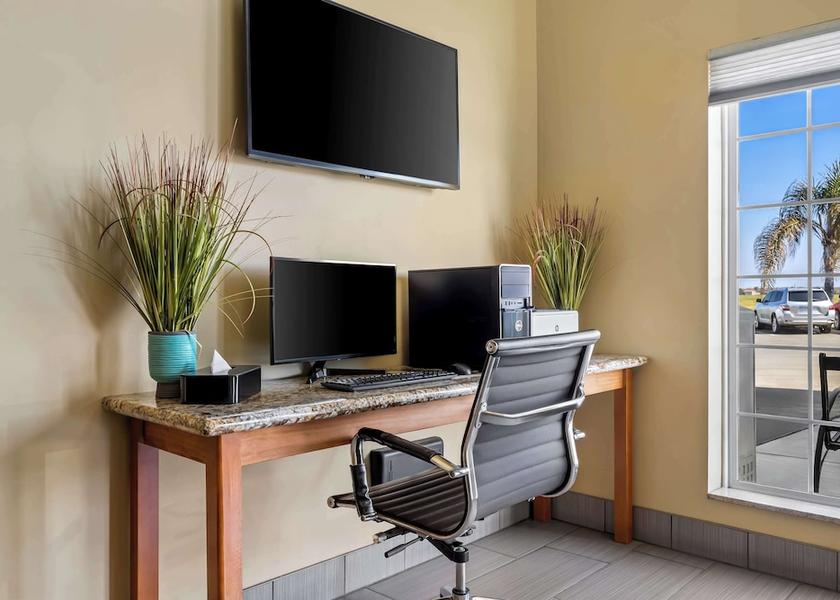 California Delano Business Centre