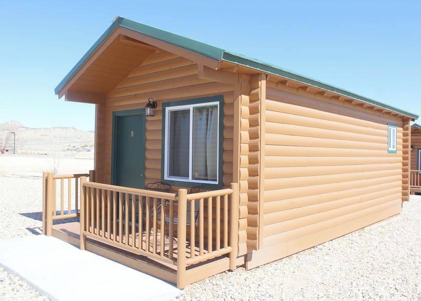 Utah Tropic Exterior Detail