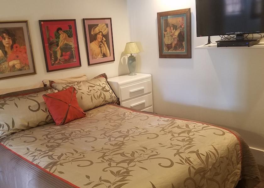 Montana Terry Room