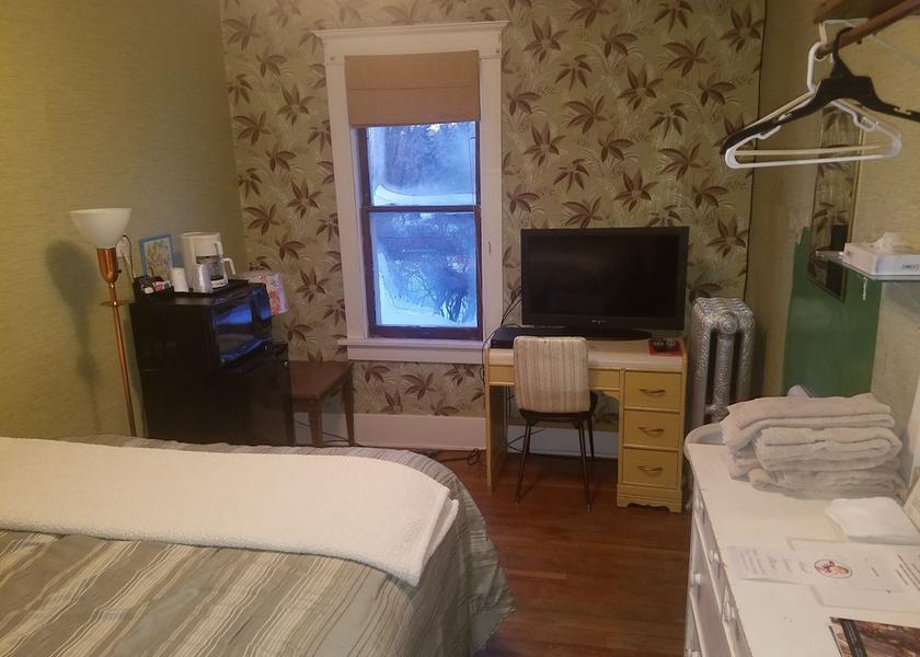 Montana Terry Room