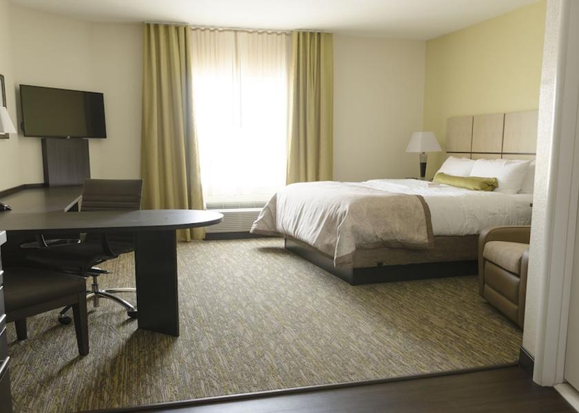 Mississippi Southaven Room
