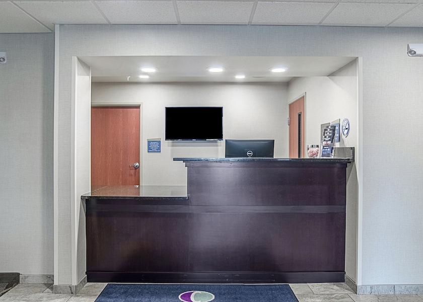 Wyoming Guernsey Facade