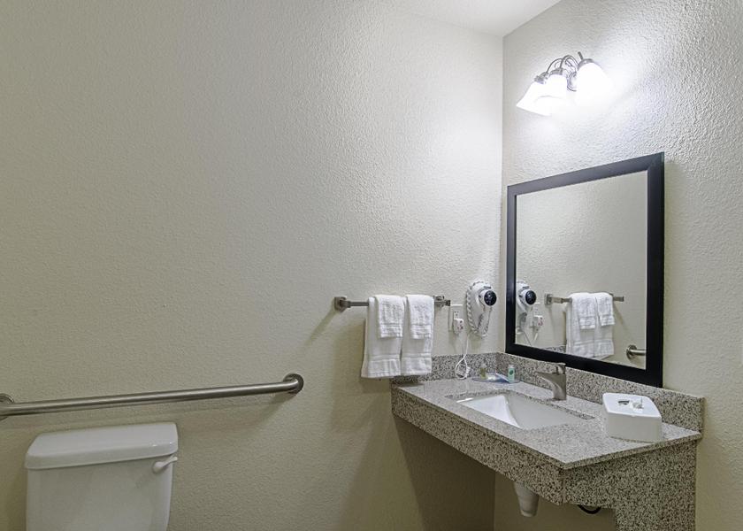 Wyoming Guernsey Accessible Single King Guestroom Non-Smoking