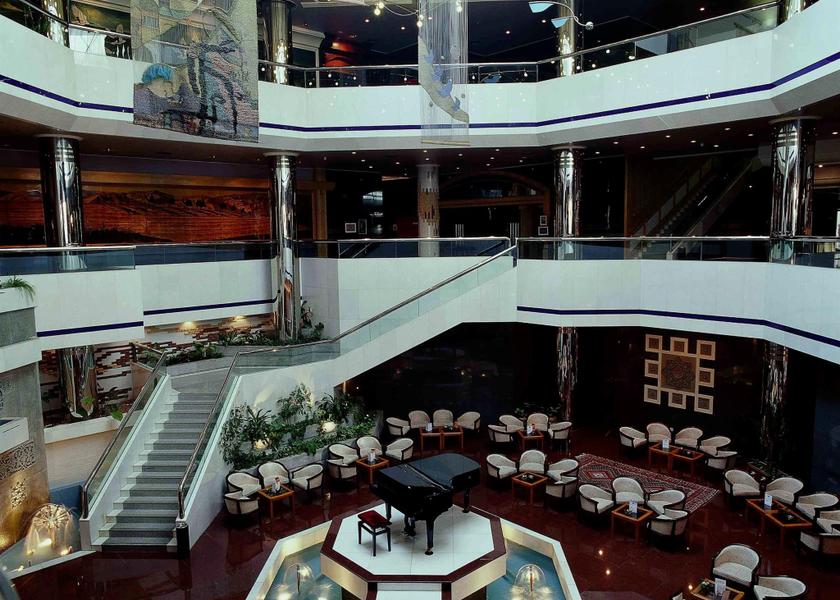  Algiers Public Areas