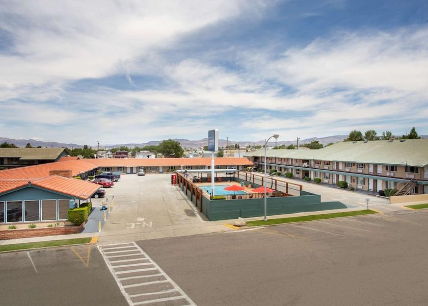 Nevada Hawthorne Exterior Detail