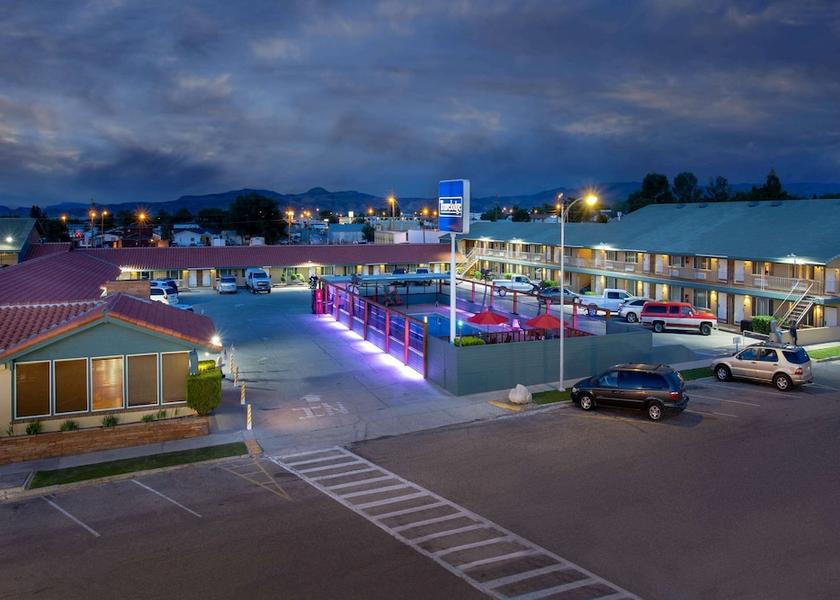 Nevada Hawthorne Exterior Detail